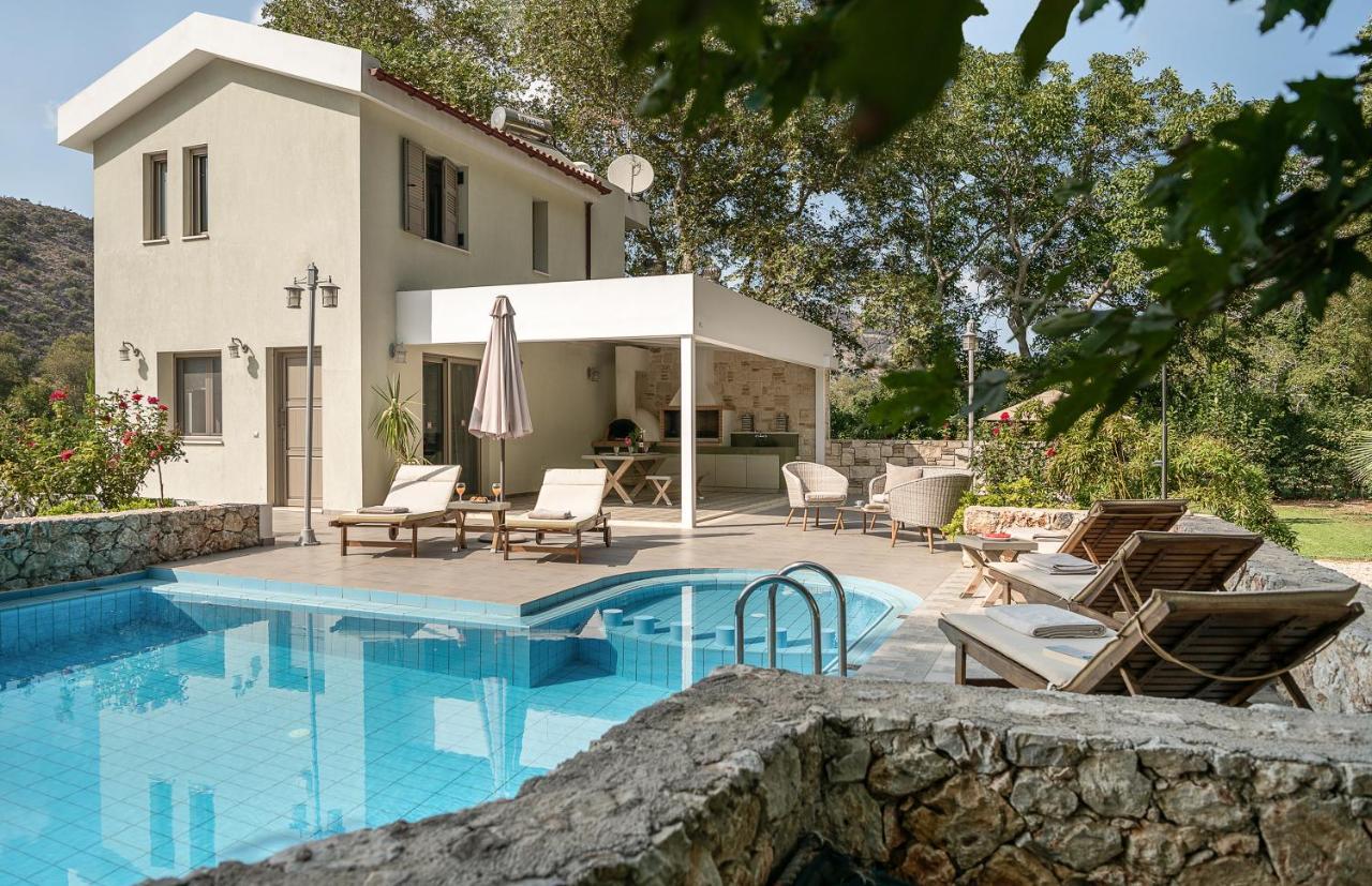 Villa Nature, Heated Pool 칼리베스 외부 사진