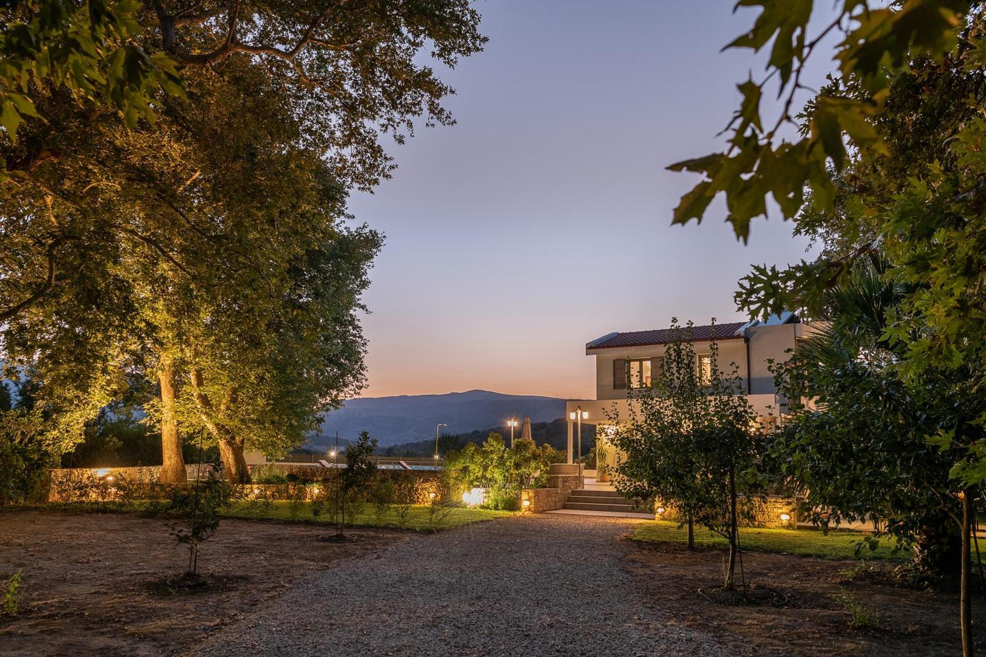 Villa Nature, Heated Pool 칼리베스 외부 사진